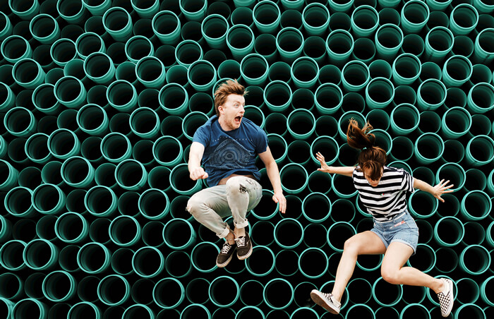 Крик и прыжок